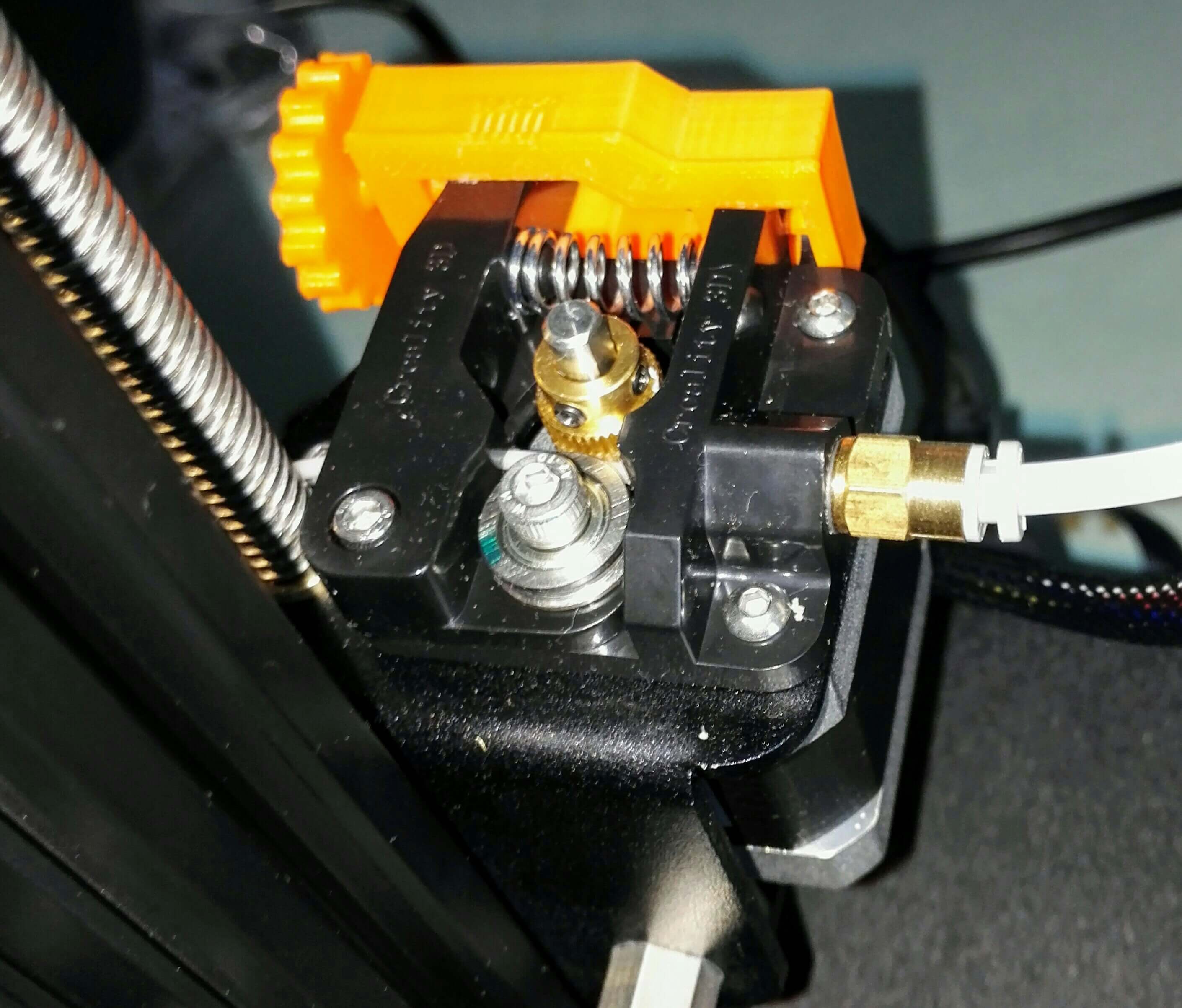 Problème avec la roue crantée de l'extrudeur d'une Ender 3 V2 - Entraide :  Questions/Réponses sur l'impression 3D - Forum pour les imprimantes 3D et  l'impression 3D